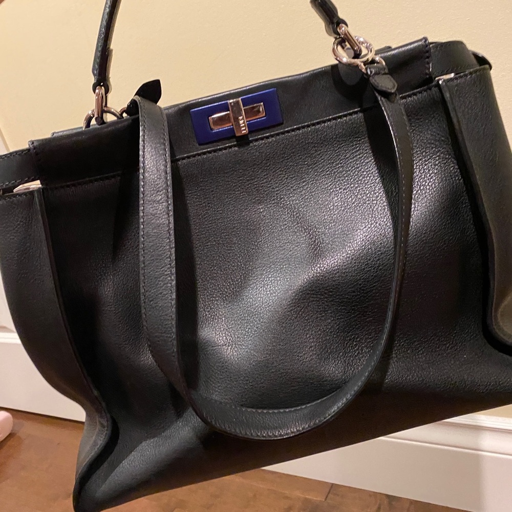 Fendi peekaboo x-tote - Picture 2 of 9